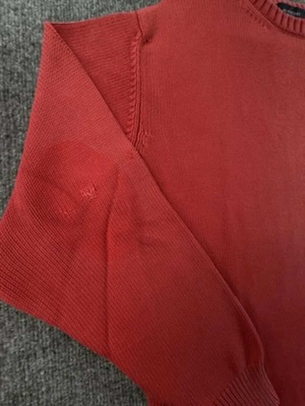 Burberry London Sweater Red Logo Mens Crew Neck Pullover 6 Long Sleeve Solid